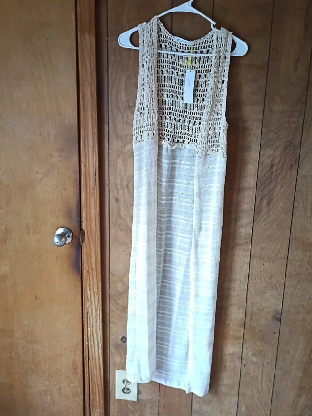 BCBGeneration Women’s Long Vest Size S White Crochet Open Front Mixed Media